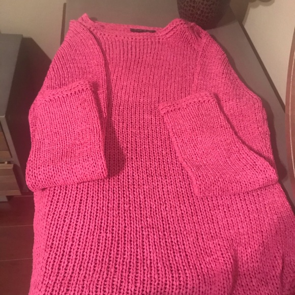 Sweater - Picture 5 of 5